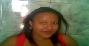 Cintiana 35 years old I am from Viçosa/Minas Gerais, Seeking Dating Friendship with Man
