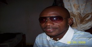 Domingosvic 40 years old I am from Luanda/Luanda, Seeking Dating Friendship with Woman