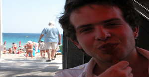 Cesarpfm 35 years old I am from Marco de Canaveses/Porto, Seeking Dating Friendship with Woman