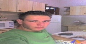 Mario 32 years old I am from Pacos de Ferreira/Porto, Seeking Dating Friendship with Woman