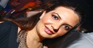 Anja_28 36 years old I am from Joinville/Santa Catarina, Seeking Dating Friendship with Man